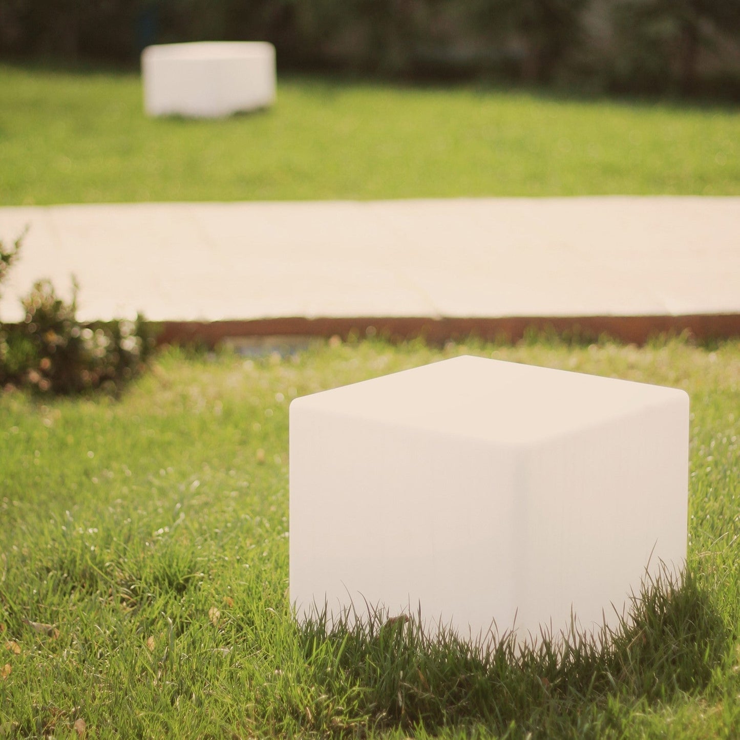Garden Cube Light