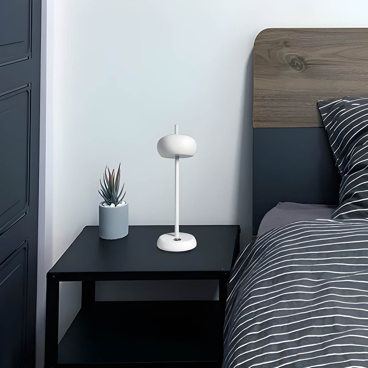 Rine Desk Lamp