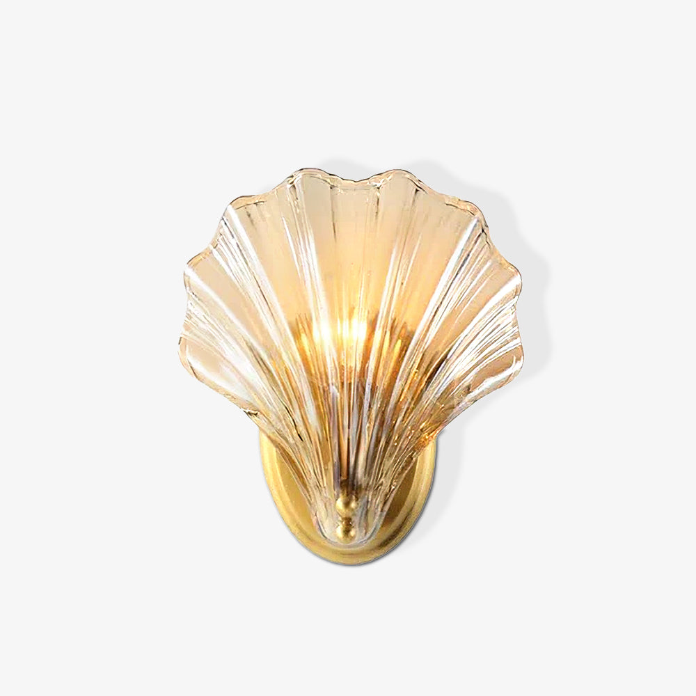 Wall-Mounted Shell Lamp
- lampzlondon
