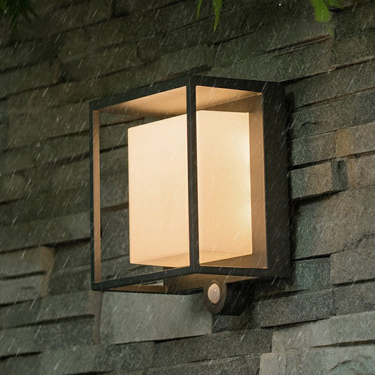 Sleek Acrylic Solar-Powered Outdoor Wall Light with IP65 Waterproofing
 - lampzlondon